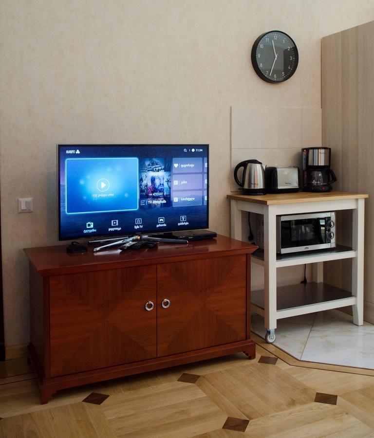 Tiflislux Apartment - Old City Philarmonic Zewnętrze zdjęcie