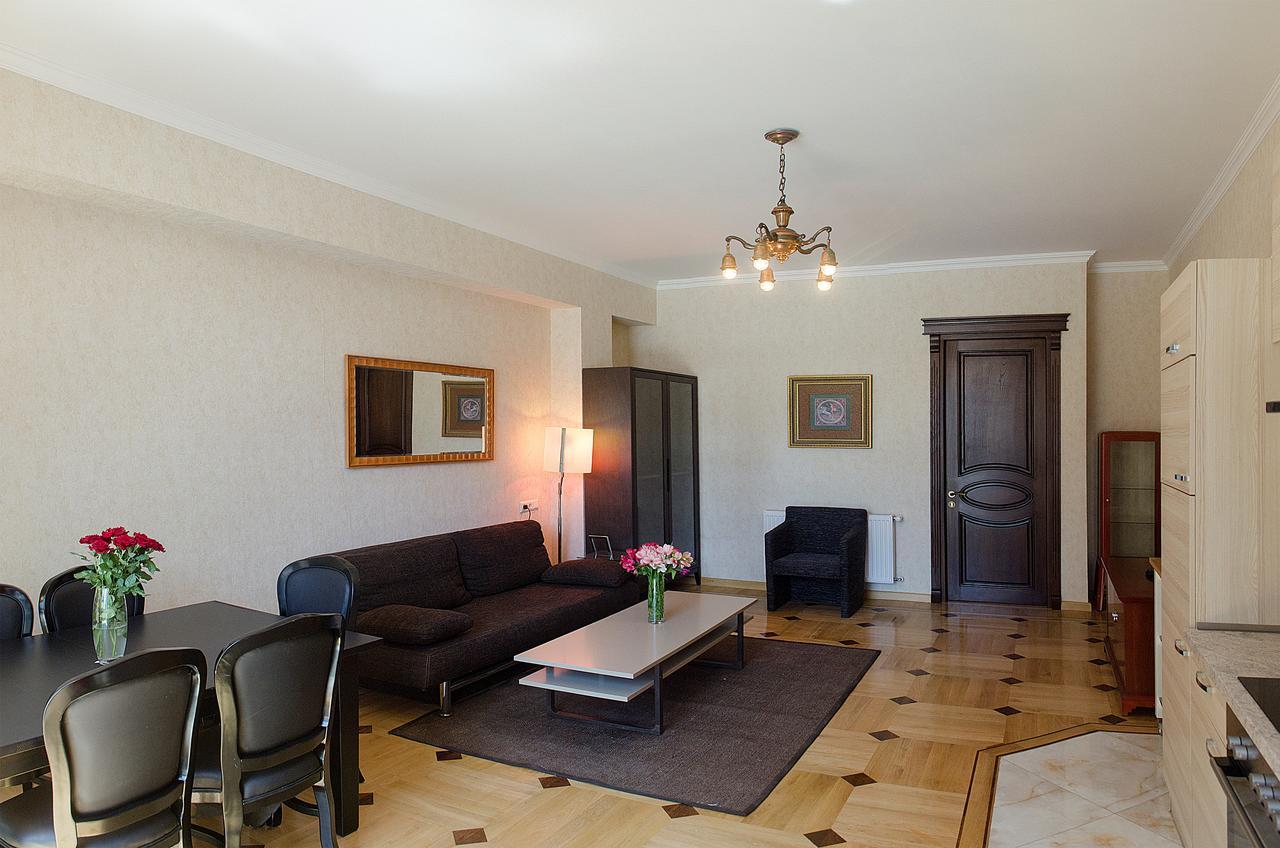 Tiflislux Apartment - Old City Philarmonic Zewnętrze zdjęcie