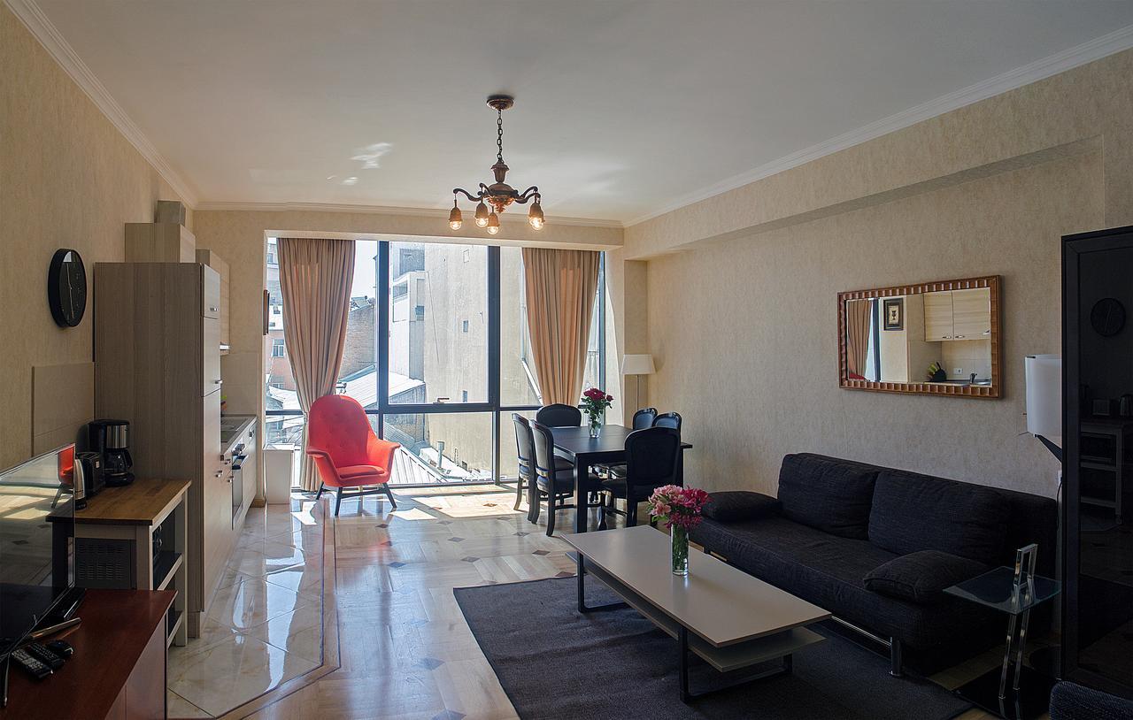 Tiflislux Apartment - Old City Philarmonic Zewnętrze zdjęcie