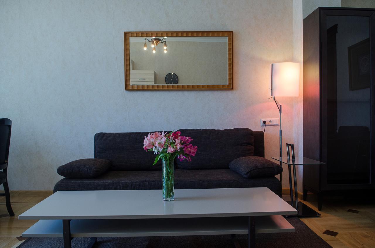 Tiflislux Apartment - Old City Philarmonic Zewnętrze zdjęcie